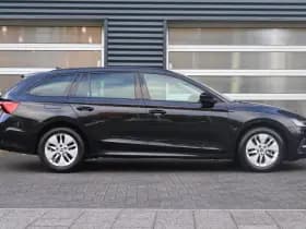 Škoda Octavia thumbnail 3