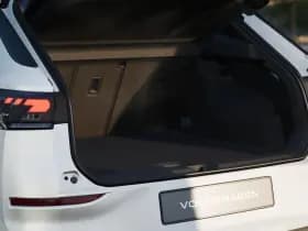 Volkswagen T-Roc thumbnail 13