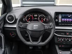 SEAT Arona thumbnail 25