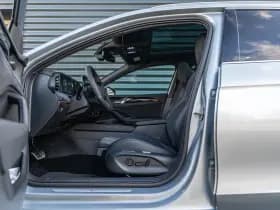 Volkswagen Passat thumbnail 16