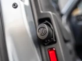 Volkswagen Passat thumbnail 19