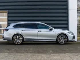 Volkswagen Passat thumbnail 3