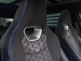 Volkswagen Passat thumbnail 31