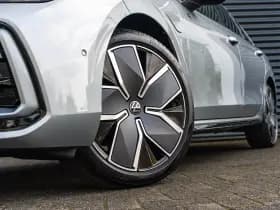Volkswagen Passat thumbnail 57