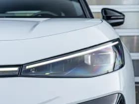 Volkswagen T-Roc thumbnail 10