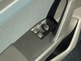 SEAT Ibiza thumbnail 38