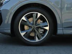 Audi Q4 thumbnail 11