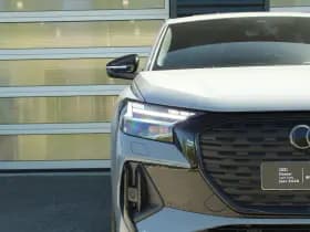 Audi Q4 thumbnail 10