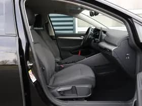 Volkswagen Golf thumbnail 21