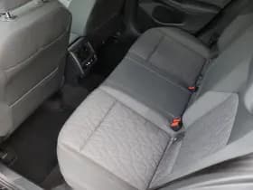 Volkswagen Golf thumbnail 29