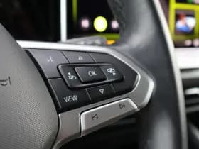 Volkswagen Golf thumbnail 35