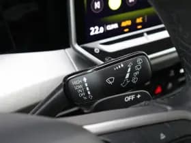 Volkswagen Golf thumbnail 37