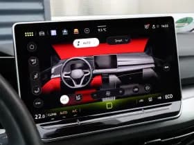 Volkswagen Golf thumbnail 60