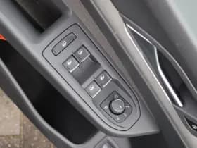 Volkswagen Golf thumbnail 63