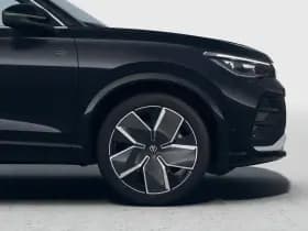 Volkswagen Tiguan thumbnail 9