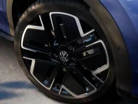 Volkswagen T-Roc thumbnail 11