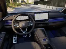 Volkswagen T-Roc thumbnail 5