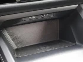 Volkswagen Golf thumbnail 28