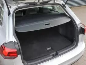 Volkswagen Golf thumbnail 35