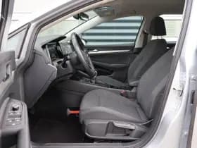 Volkswagen Golf thumbnail 39