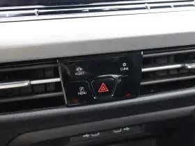Volkswagen Golf thumbnail 50