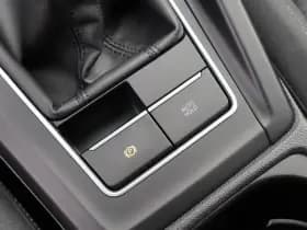 Volkswagen Golf thumbnail 51