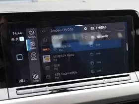Volkswagen Golf thumbnail 60