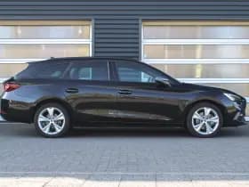 SEAT Leon Sportstourer thumbnail 3