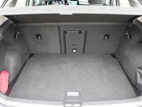 Volkswagen Golf thumbnail 16