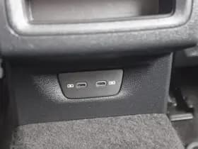 Volkswagen Golf thumbnail 50