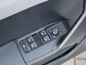 SEAT Leon thumbnail 43