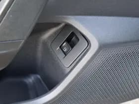 SEAT Leon thumbnail 44