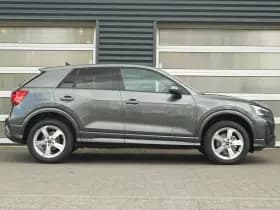 Audi Q2 thumbnail 3