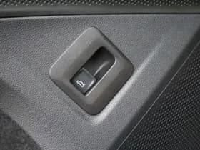 Volkswagen Tiguan thumbnail 46