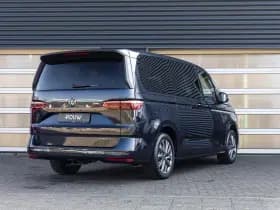 Volkswagen Multivan thumbnail 2