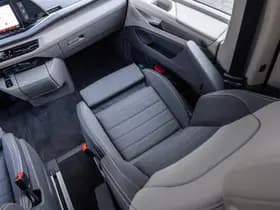 Volkswagen Multivan thumbnail 64