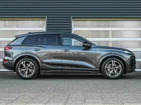 Audi Q6 e-tron thumbnail 3