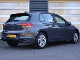 Volkswagen Golf thumbnail 2