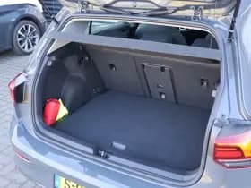 Volkswagen Golf thumbnail 17