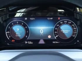 Volkswagen Golf thumbnail 35