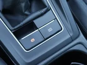 Volkswagen Golf thumbnail 42
