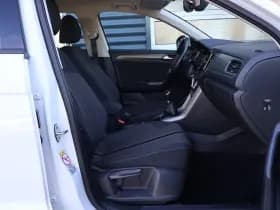 Volkswagen T-Roc thumbnail 36