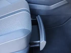 Volkswagen T-Roc thumbnail 37