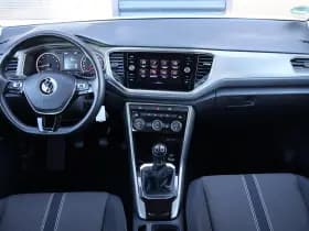 Volkswagen T-Roc thumbnail 5