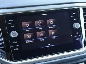 Volkswagen T-Roc thumbnail 54