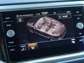 Volkswagen T-Roc thumbnail 61