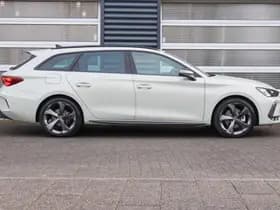 CUPRA Leon Sportstourer thumbnail 3