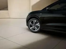 Audi Q4 e-tron thumbnail 8