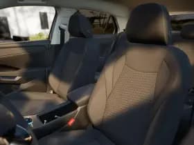 Volkswagen T-Roc thumbnail 4