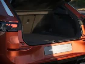 Volkswagen T-Roc thumbnail 12